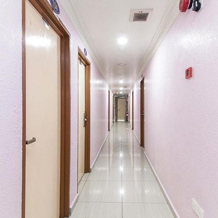 Super Oyo 258 Hotel Smc Alam Avenue Shah Alam Exterior foto